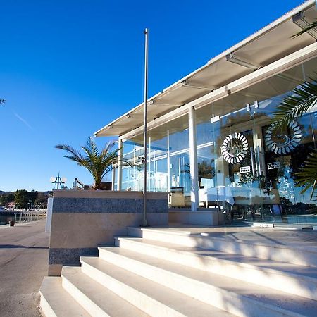 Hotel Marina Krk Town Bagian luar foto