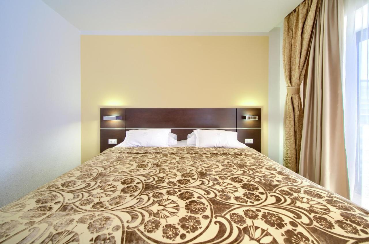 Hotel Marina Krk Town Bagian luar foto