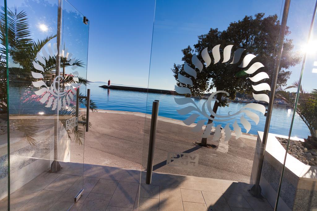 Hotel Marina Krk Town Bagian luar foto