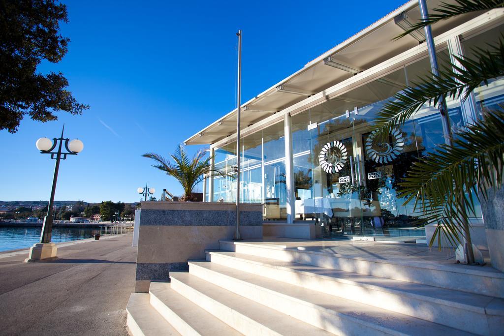 Hotel Marina Krk Town Bagian luar foto