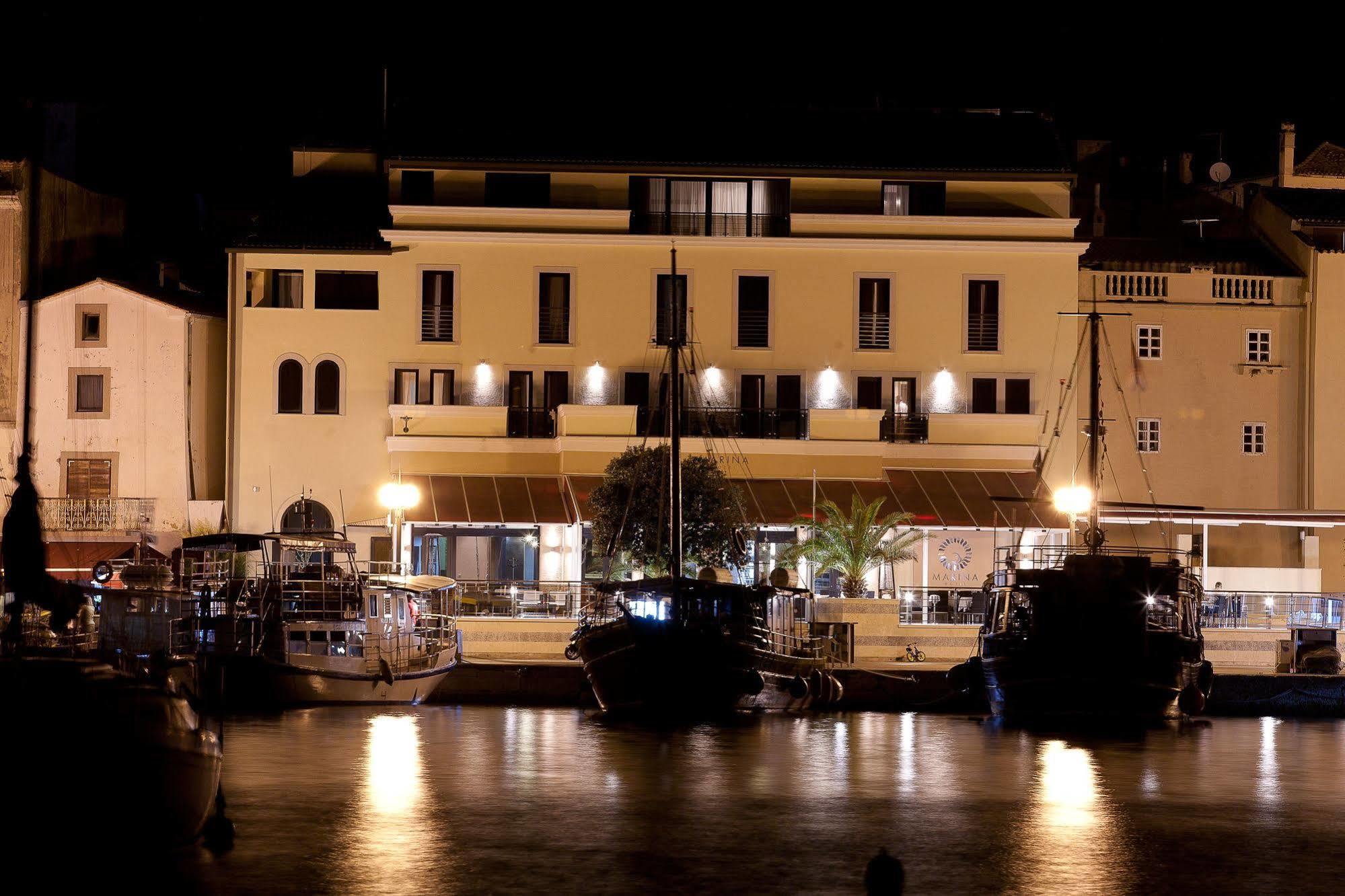 Hotel Marina Krk Town Bagian luar foto